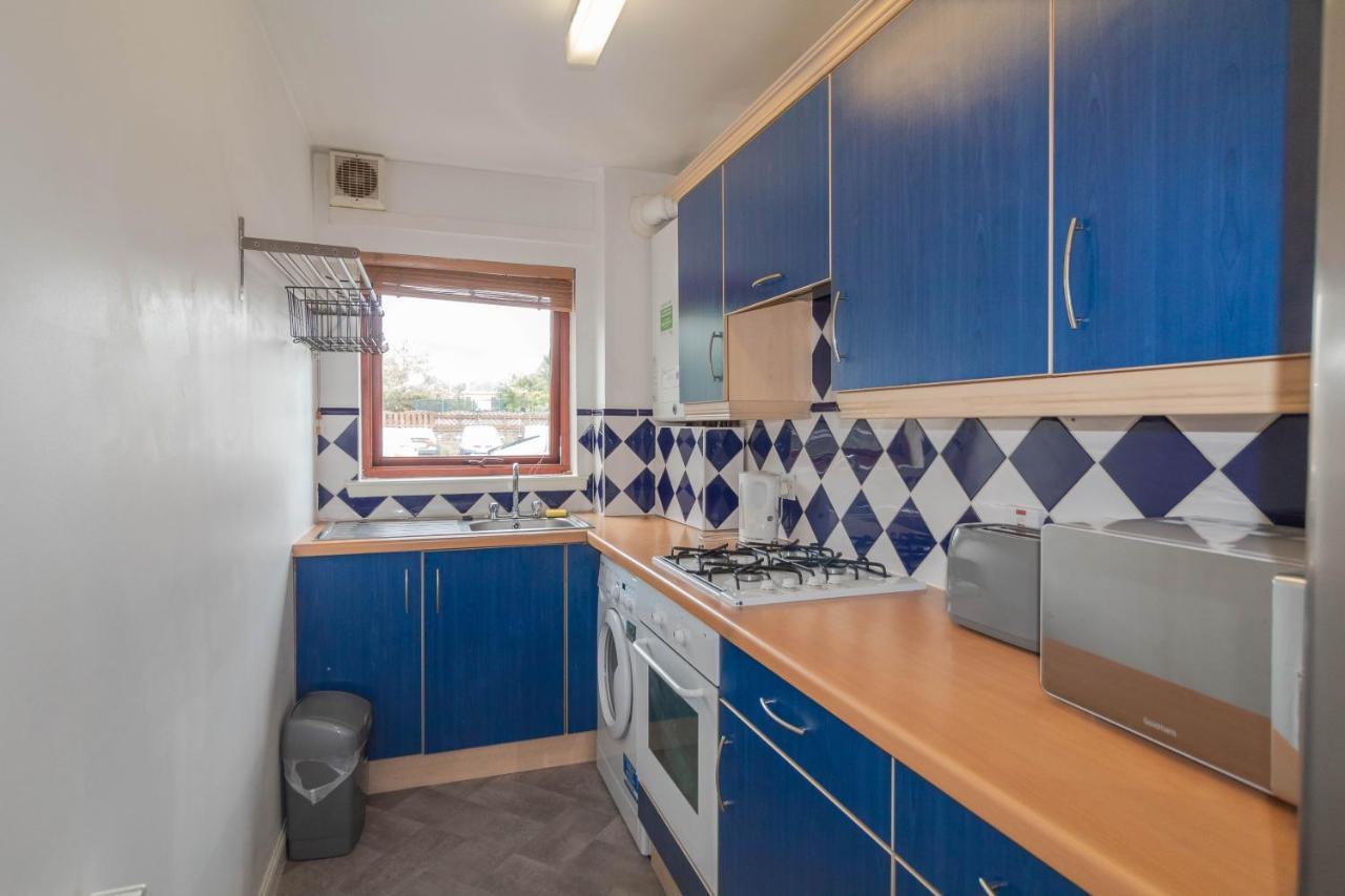 Park Lets Apartment Dumbarton Bagian luar foto