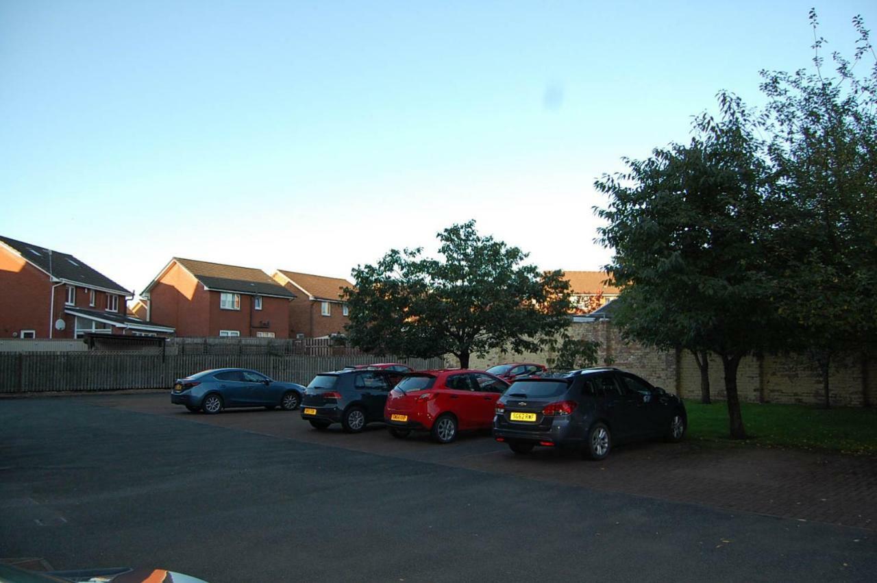 Park Lets Apartment Dumbarton Bagian luar foto